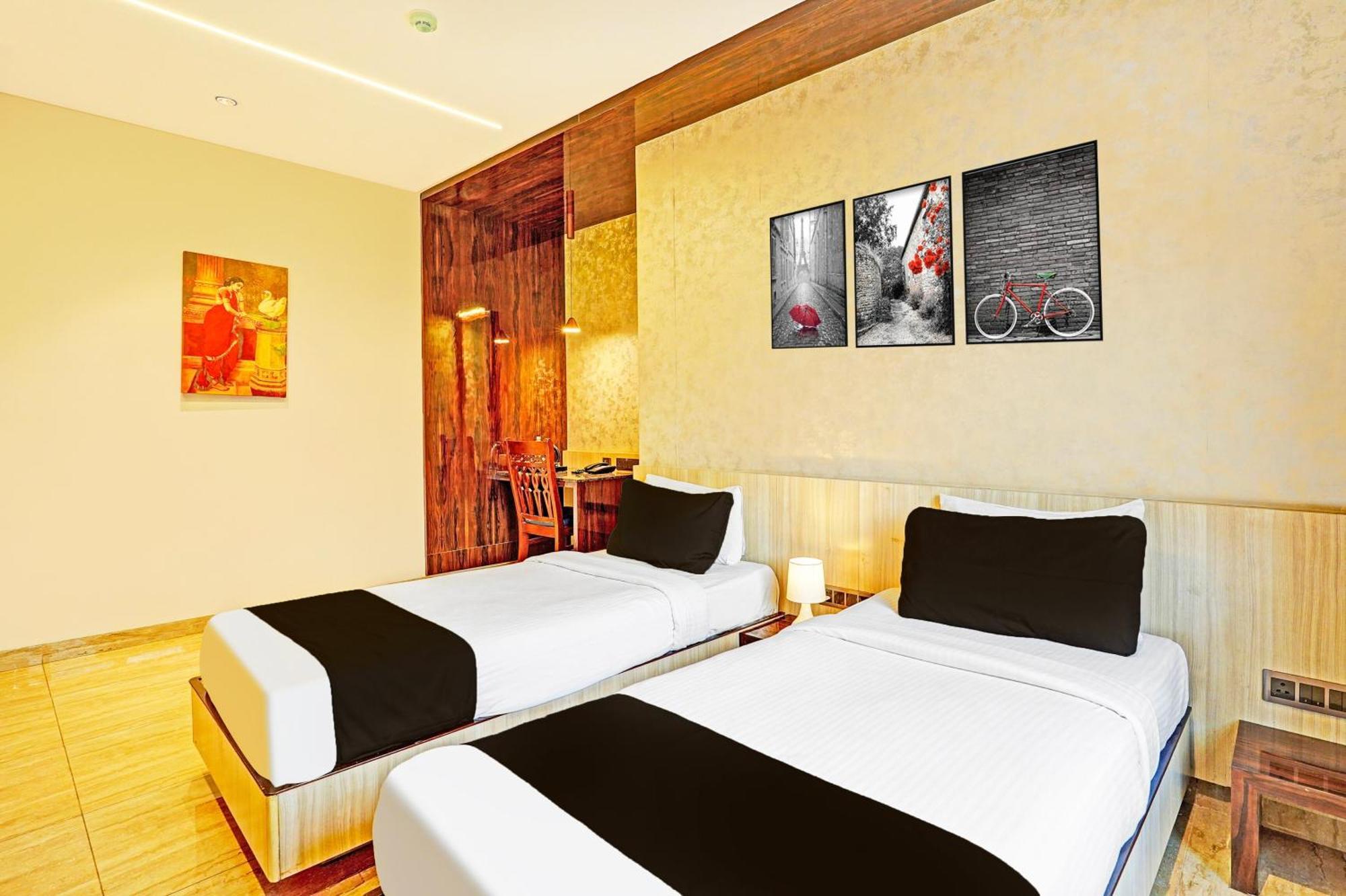 Super Townhouse Indiranagar Hotel Bangalore Buitenkant foto