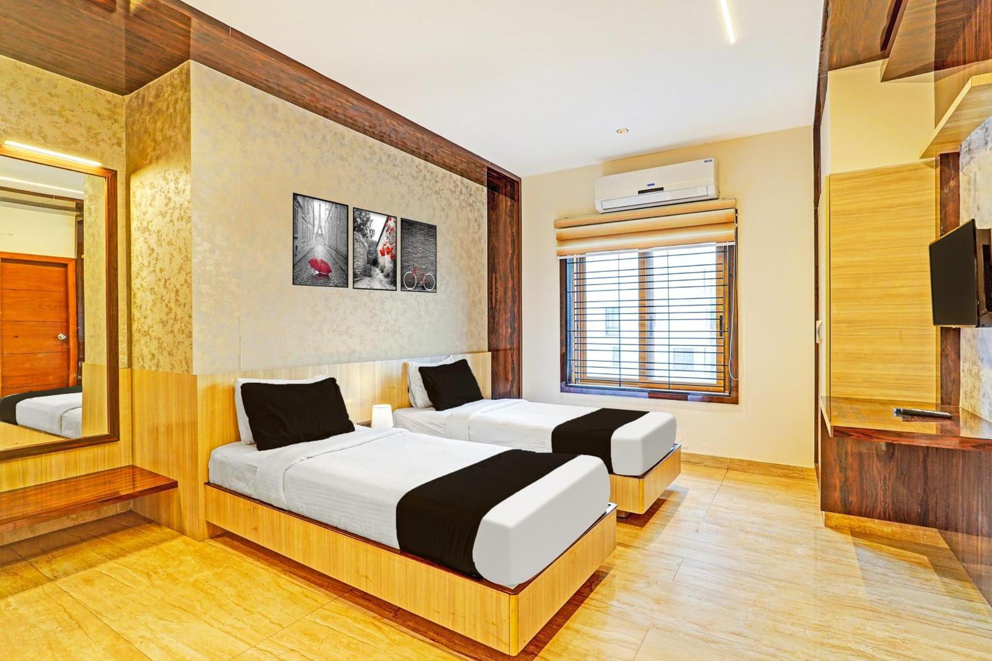 Super Townhouse Indiranagar Hotel Bangalore Buitenkant foto